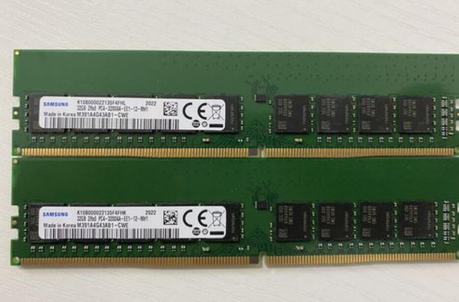 M391A4G43BB1-CWE三星32G 3200 ECC內(nèi)存條